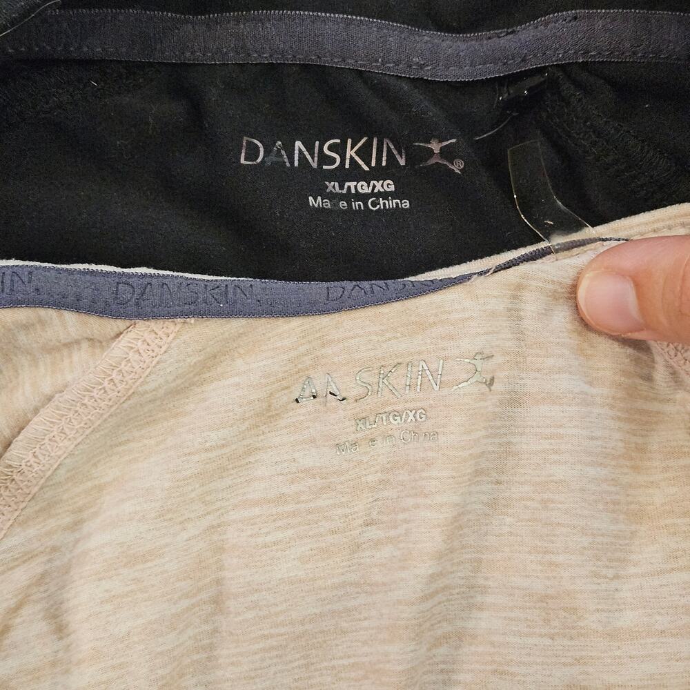 Danskin Long Sleeve Tops Women XL Lot of‎ 2 Black Pink Lightweight Active Casual - Picture 5 of 8